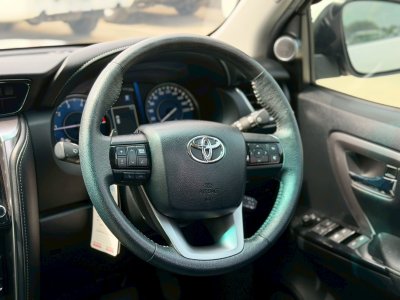 Toyota Fortuner มือสอง