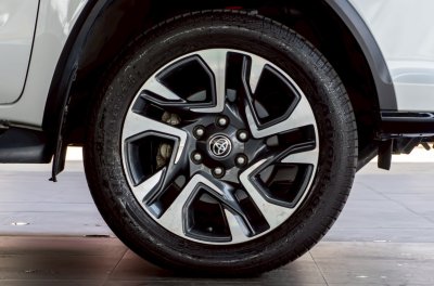 Fortuner Legender มือสอง