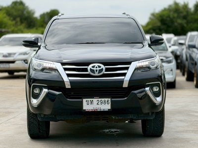 TOYOTA FORTUNER 2.4 V ปี 2020 (ขท 2986)