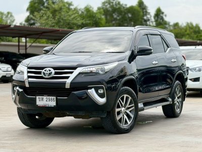 TOYOTA FORTUNER 2.4 V ปี 2020 (ขท 2986)