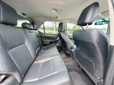 Toyota Fortuner มือสอง