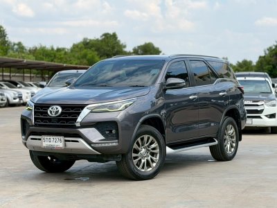 Toyota Fortuner มือสอง