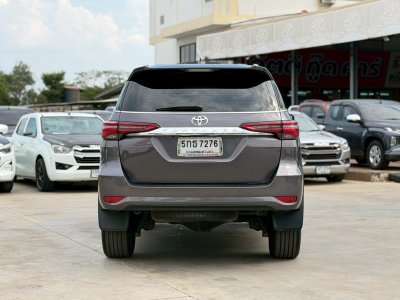 Toyota Fortuner มือสอง