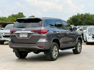 Toyota Fortuner มือสอง