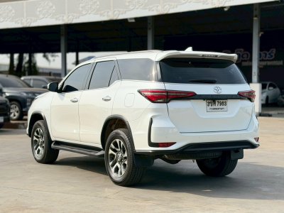 Fortuner Leader มือสอง