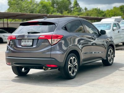 HONDA HR-V 1.8 E AT ปี 2019 (9กณ9910)