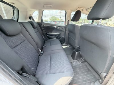 honda jazz มือสอง