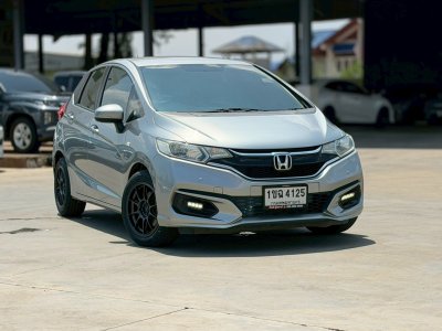 honda jazz มือสอง