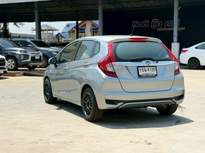 honda jazz มือสอง