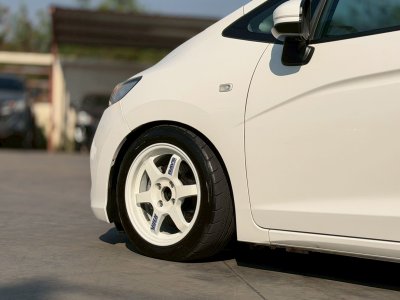 HONDA JAZZ GK 1.5 VPLUS AT ปี 2017