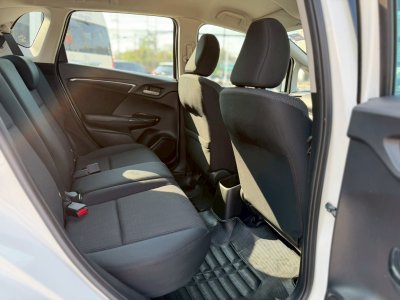 HONDA JAZZ GK 1.5 VPLUS AT ปี 2017