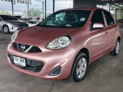 Nissan March มือสอง
