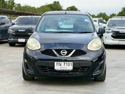 Nissan March มือสอง