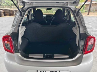 Nissan March 2019 มือสอง