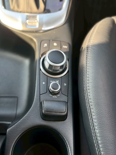 Mazda 2 1.3 S Leather ปี 2022