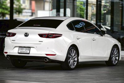 MAZDA 3 2.0 SP ปี 2020 (1ขข 1205)