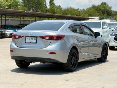 Mazda 3 มือสอง
