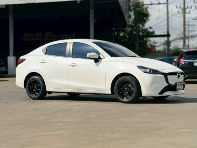 Mazda2 SKYACTIV มือสอง