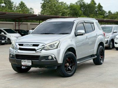 ISUZU MU-X 3.0 DA DVD NAVI 4WD AT ปี 2017 (6กค7290)