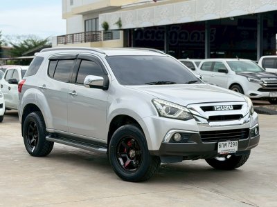 ISUZU MU-X 3.0 DA DVD NAVI 4WD AT ปี 2017 (6กค7290)