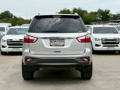 ISUZU MU-X 3.0 DA DVD NAVI 4WD AT ปี 2017 (6กค7290)