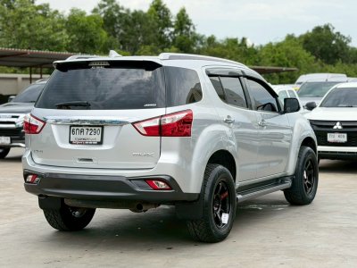 ISUZU MU-X 3.0 DA DVD NAVI 4WD AT ปี 2017 (6กค7290)