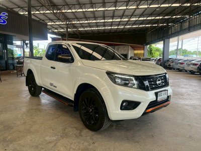 NISSAN NAVARA CALIBRE BLACK EDITION 2.5 ปี 2020 (3ฒฆ418)