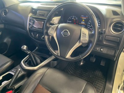 NISSAN NAVARA CALIBRE BLACK EDITION 2.5 ปี 2020 (3ฒฆ418)