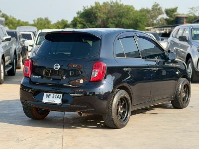 Nissan March มือสอง