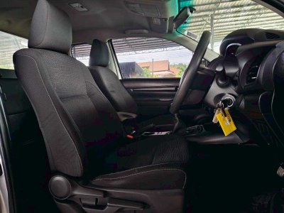 Toyota Revo 2022 มือสอง