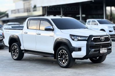TOYOTA HILUX REVO PRERUNNER 2.4 MID  ปี 2023 (5ขก 1648)