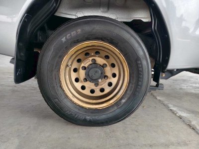 Revo เพลาลอย รถมือสอง