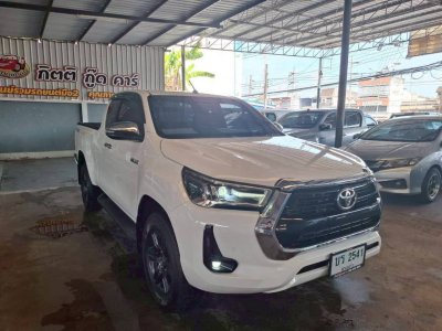 TOYOTA HILUX REVO PRERUNNER 2.4 MID ปี 2023