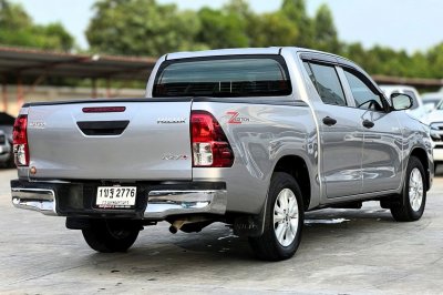 TOYOTA HILUX REVO DOUBLE CAB 2.4 MID Z EDITION ปี 2020 (1ขฐ 2776)