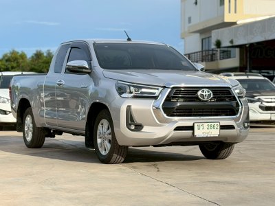 TOYOTA HILUX REVO SMART CAB 2.4 MID Z-EDITION EURO 5 MT ปี 2024 (บร2862)