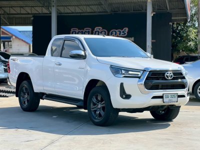 Revo Prerunner 2023 มือสอง