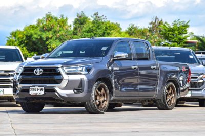 TOYOTA HILUX REVO DOUBLE CAB Z-EDITION 2.4 MID ปี 2022 (3ขฒ 3499)