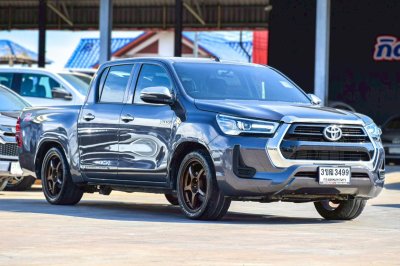 TOYOTA HILUX REVO DOUBLE CAB Z-EDITION 2.4 MID ปี 2022 (3ขฒ 3499)