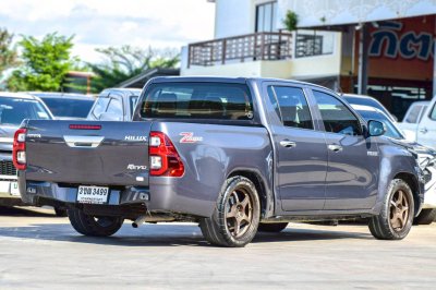 TOYOTA HILUX REVO DOUBLE CAB Z-EDITION 2.4 MID ปี 2022 (3ขฒ 3499)