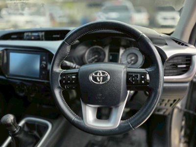 Revo 4 ประตู มือสอง