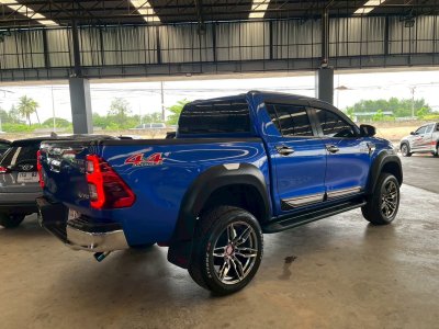 TOYOTA HILUX REVO 2.4 DOUBLE CAB PRERUNNER G ปี 2017