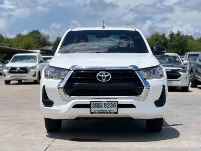 TOYOTA HILUX REVO SMART CAB 2.4 Z EDITION ENTRY ปี 2022 (3ฒผ 9236)