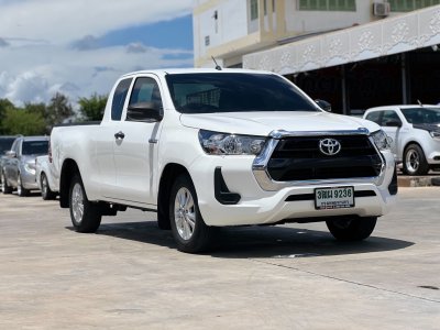 TOYOTA HILUX REVO SMART CAB 2.4 Z EDITION ENTRY ปี 2022 (3ฒผ 9236)