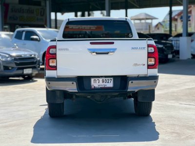 Revo Prerunner 2022 มือสอง