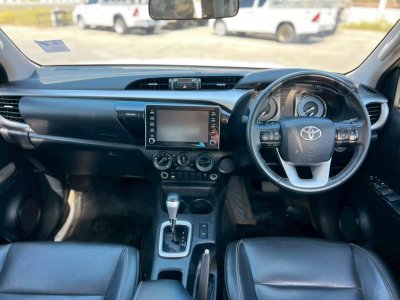 Revo Prerunner 2022 มือสอง