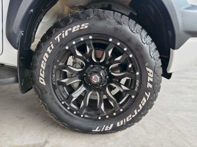 Revo Prerunner รถมือสอง