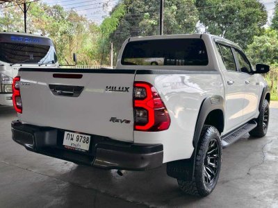 Revo Prerunner รถมือสอง