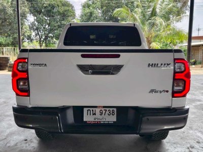 Revo Prerunner รถมือสอง