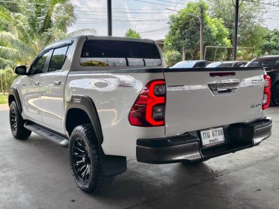 Revo Prerunner รถมือสอง