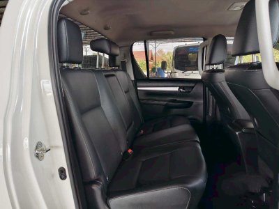 Revo Prerunner รถมือสอง